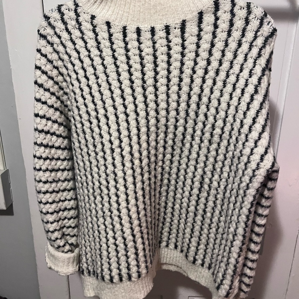 French connection botton necked- Striped Knit Sweater - Black and White